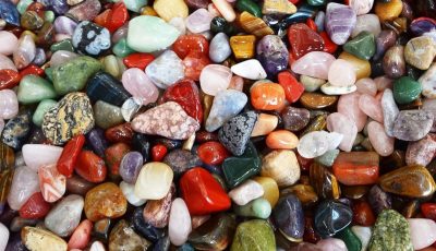 Using Patents to Identify Innovative Company Gems? Ronald Yu